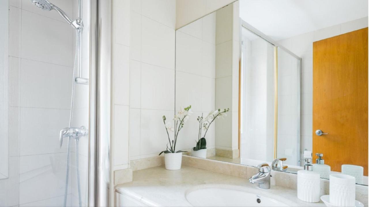 Tiana Bonito Duplex Con Piscina En Barcelona&Playa 아파트 외부 사진